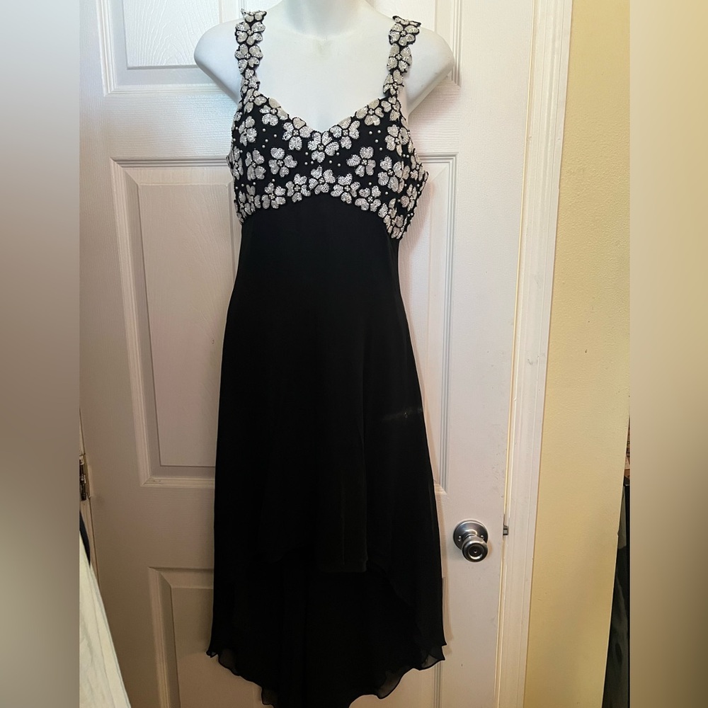 Saks Fifth Avenue Black High-Low Dress with White Floral jeweled Accents